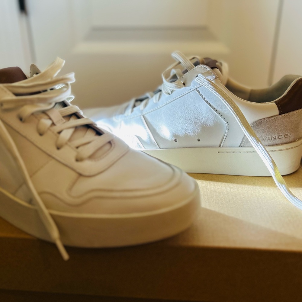 Vince White and Tan Men's Shoes (Worn once!) - Picture 2 of 11